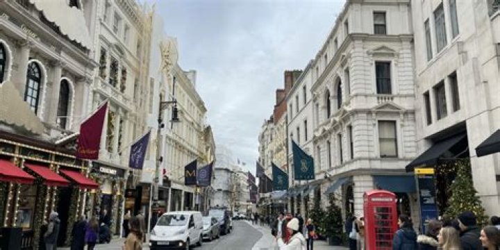 What is tooley street famous for?