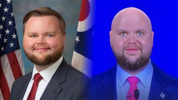 Whats choppin it up mean?