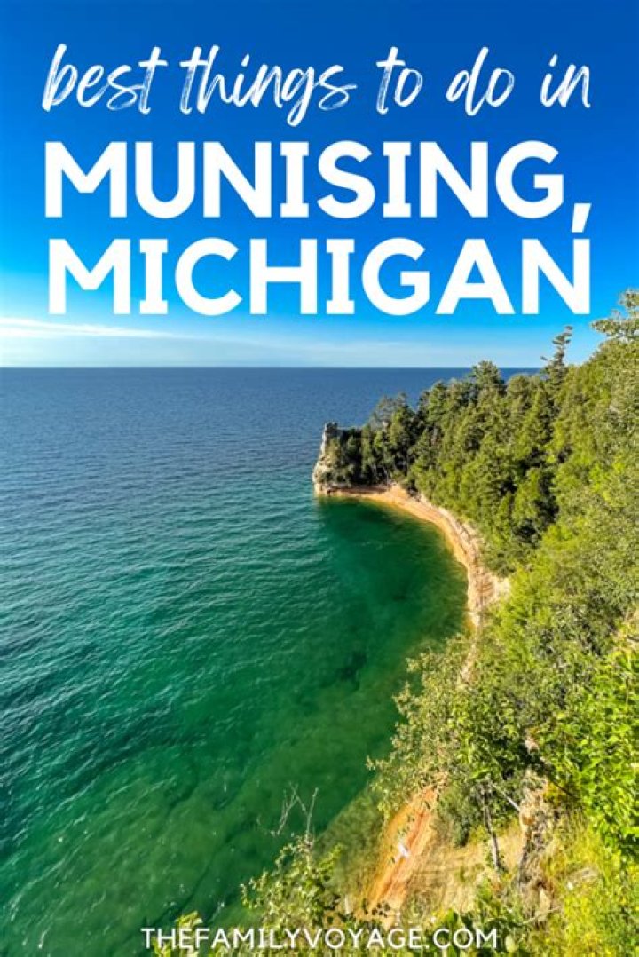 Whats in munising mi?