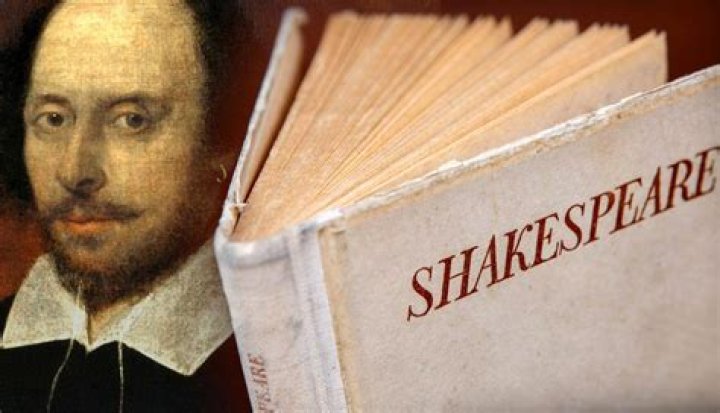 What's shakespeare's longest play?