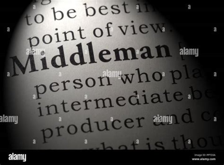 Whats the definition of middleman?