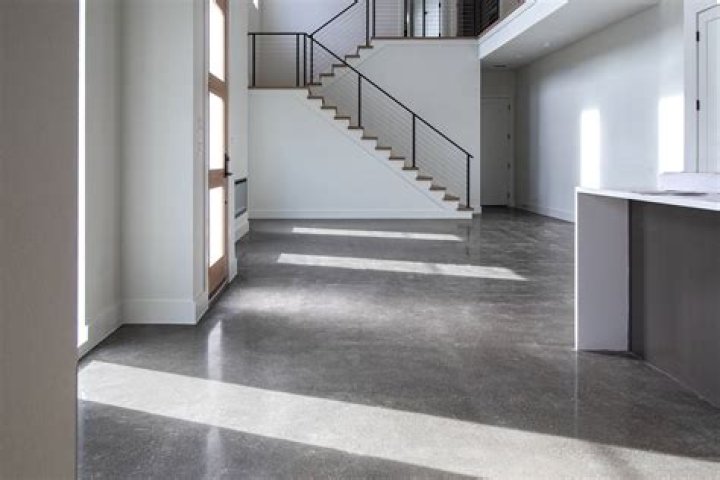 When can i walk on a screeded floor?