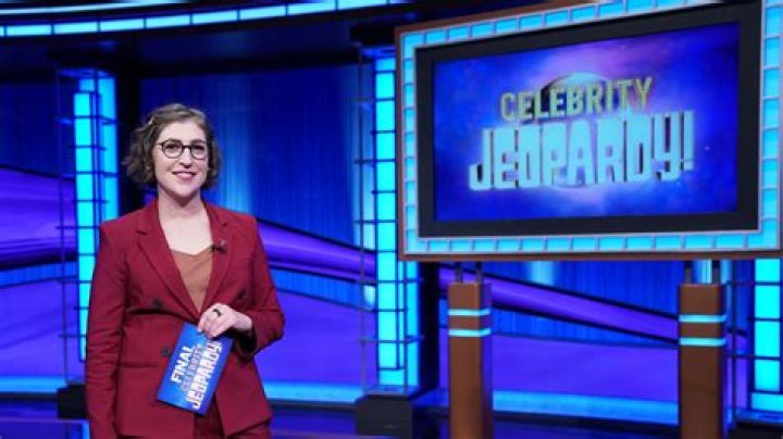 When did mayim bialik host jeopardy?