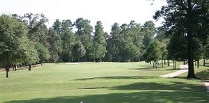 When did oakhurst golf course open?