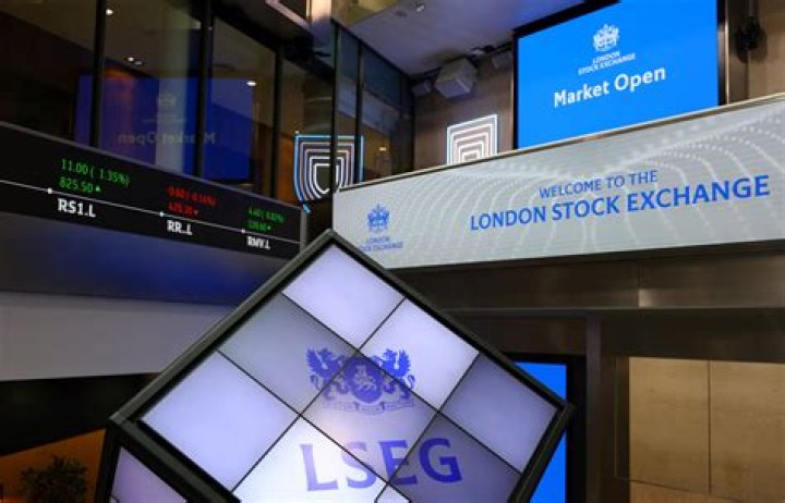 When does the london stock exchange reopen?