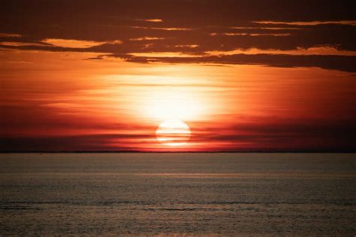 When is the sky red at sunset?