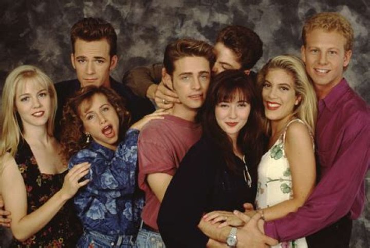 When was shannen doherty fired from 90210?