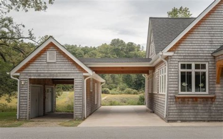 When were breezeway invented?