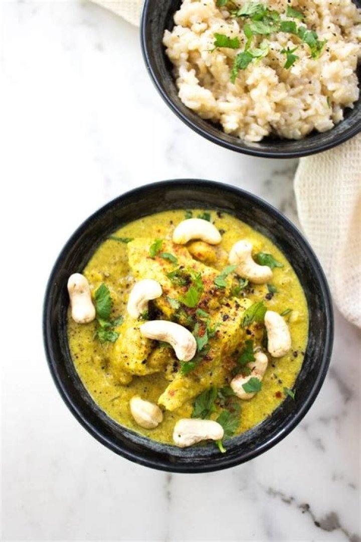 Where did chicken korma originate?