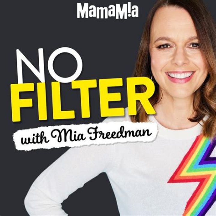 Where does mia freedman live?