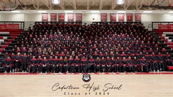 Where is cedartown high school?