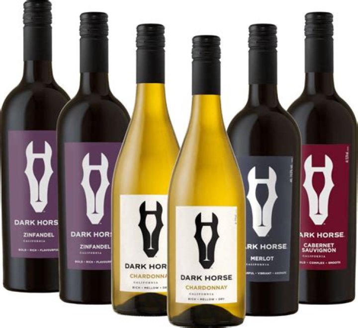 Where is dark horse winery?