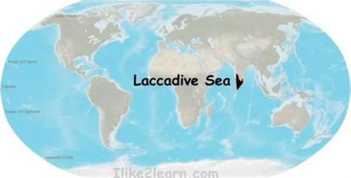 Where is laccadive sea?