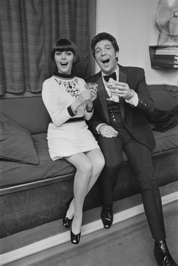 Where is mireille mathieu?