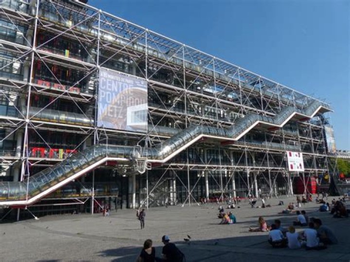 Where is pompidou center?