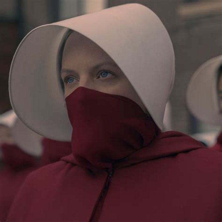 Where to watch handmaids tale canada?