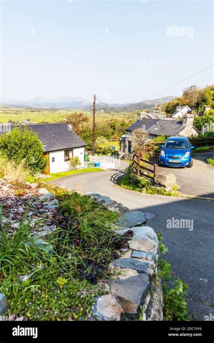 Which county is harlech in?
