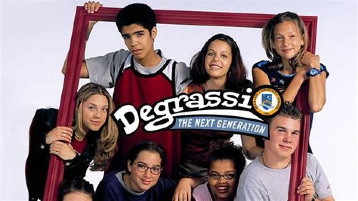 Which degrassi is nina dobrev in?