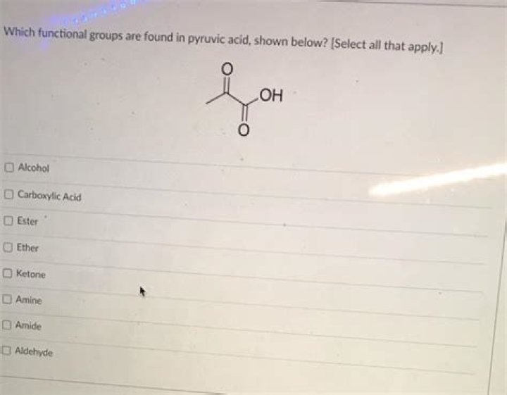 Which functional groups are found in pyruvic acid?