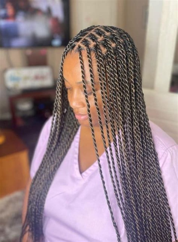 Which is faster box braids or senegalese twist?