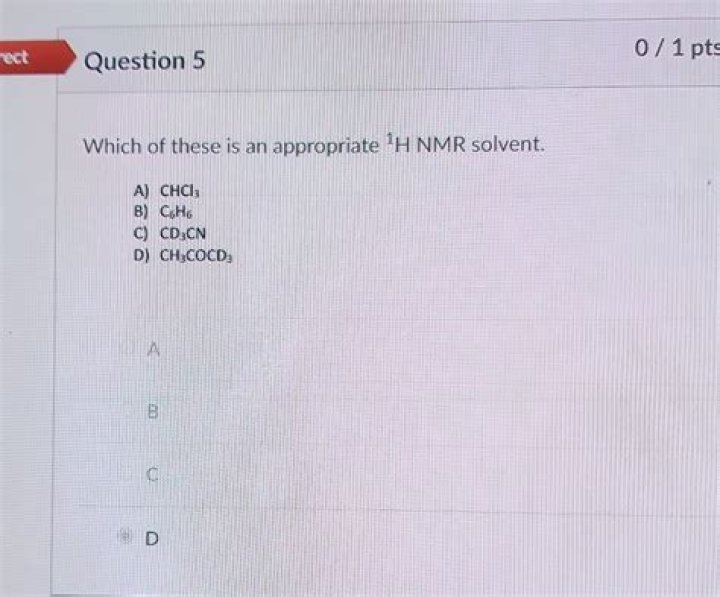 Which of the following is not essential condition for an epiphytotic?