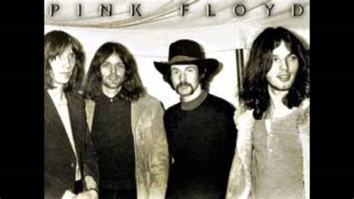 Which pink floyd member died?