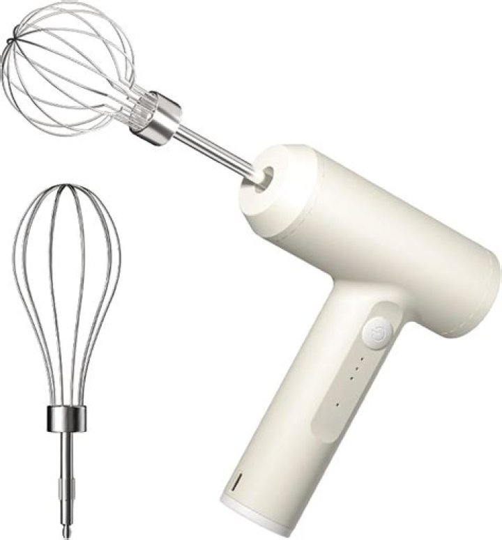 Which simple machine is a eggbeater?