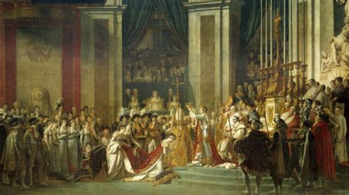 Who crowned napoleon emperor of france?