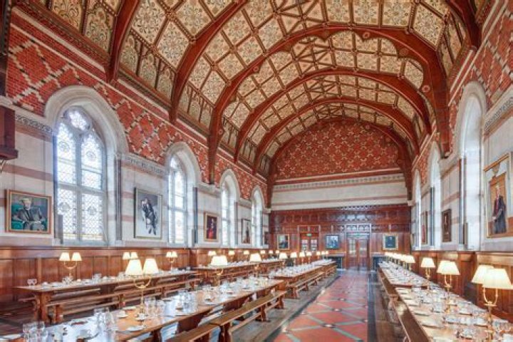 Who designed keble college oxford?