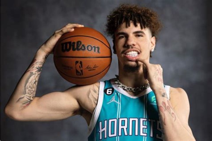 Who did lamelo play for?