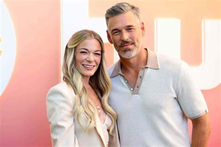 Who did leann rimes marry?