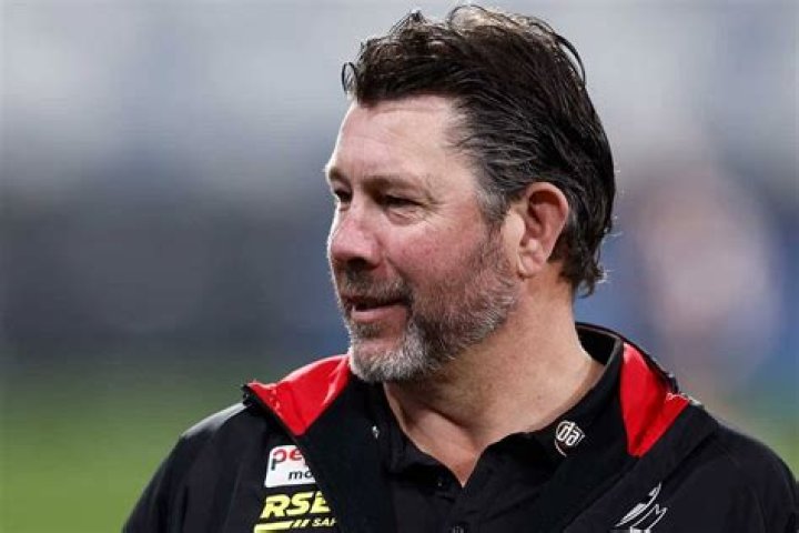 Who does brett ratten coach?