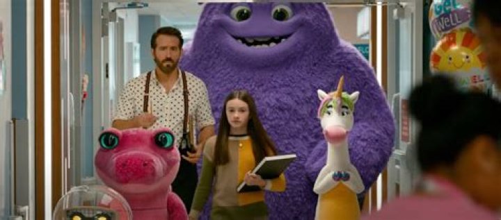 Who does tomska voice in the emoji movie?
