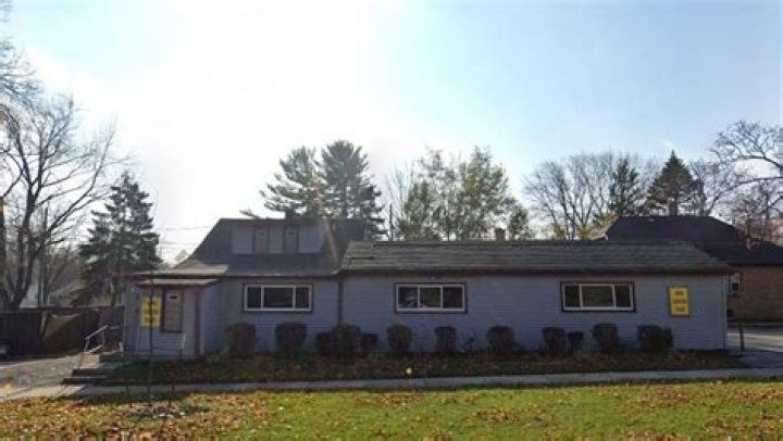 Who is a disgruntled person?