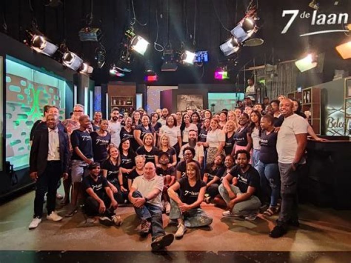 Who is esti in 7de laan?