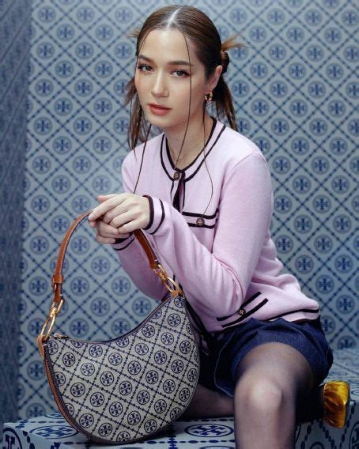 Who is violette wautier dating?