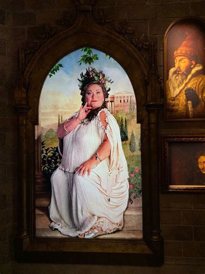 Who slashed the painting of the fat lady?