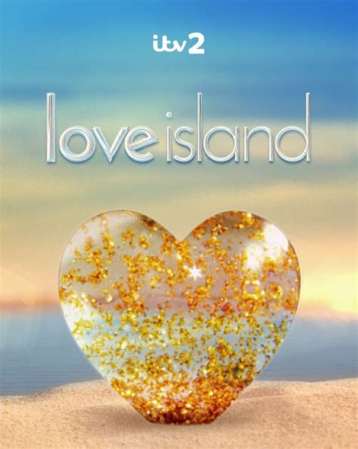 Whos in love island 2021?