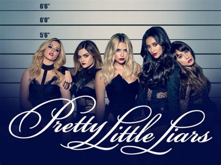 Whos sydney in pretty little liars?