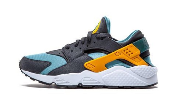 Why are huaraches so expensive?