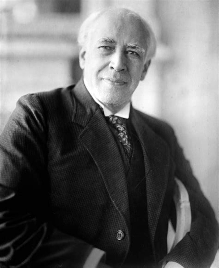 Why did stanislavski change his name?