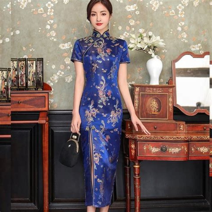 Why do chinese wear cheongsam?