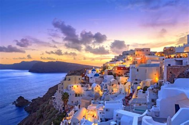 Why go to grecia?