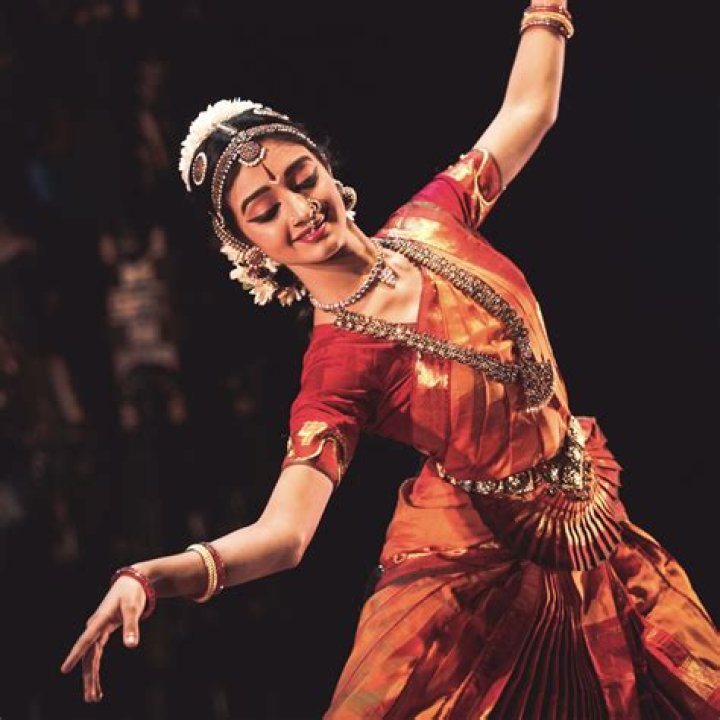 Why i like bharatanatyam?