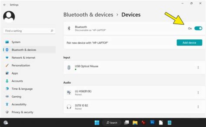 Why is bluetooth turned off windows 10?