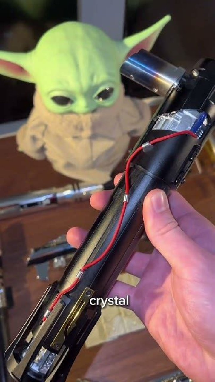 Why is kylo ren's lightsaber unstable?