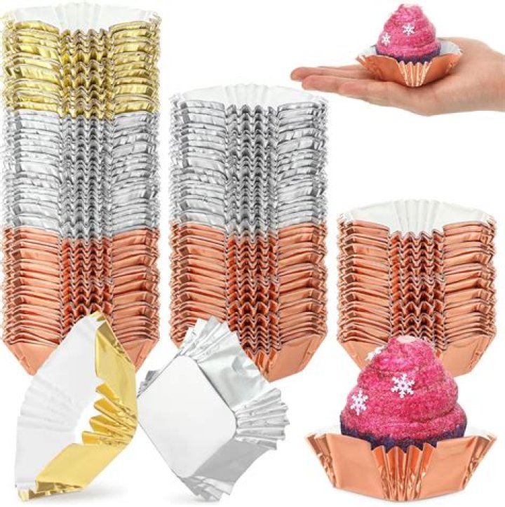 Why muffins stick to liners?