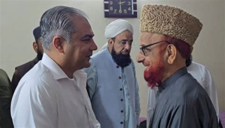 Why mufti muneeb removed?