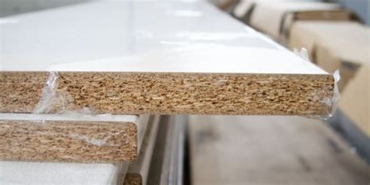 Will polyurethane seal particle board?