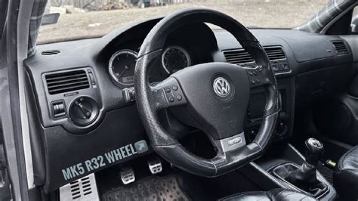 Will rcd510 fit golf mk5?
